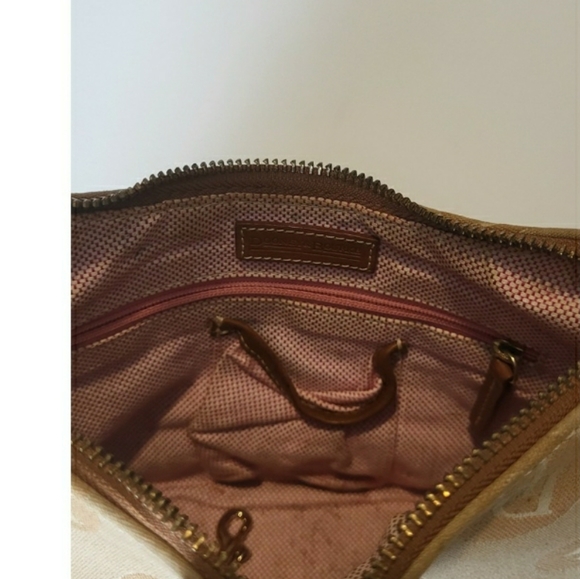 Vintage Mini Dooney and Bourke Purse Tan/Brown 8x10 - Picture 6 of 10